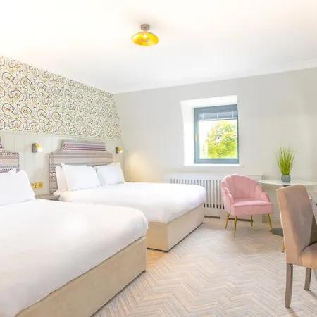 Bloomfield House Hotel, Leisure Club & Hotel 4*