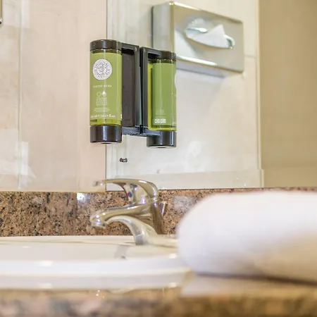 Bloomfield House Hotel, Leisure Club & Ξενοδοχείο