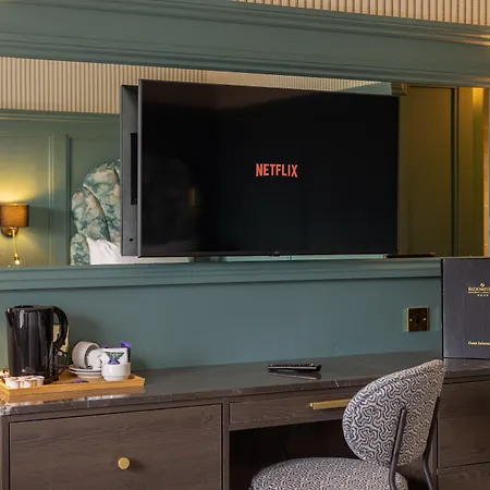 Bloomfield House Hotel, Leisure Club & Ξενοδοχείο 4*