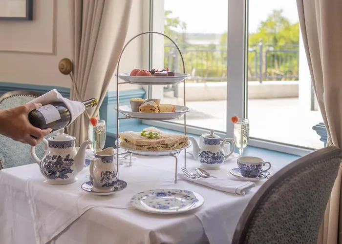 호텔 Bloomfield House Hotel, Leisure Club & 4*