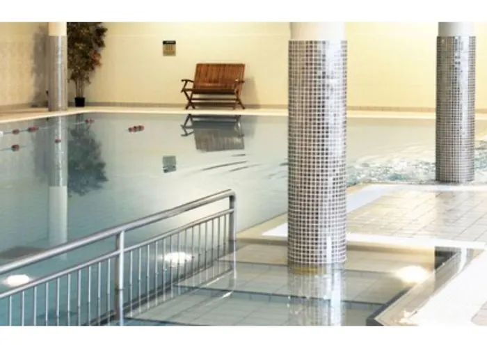 Bloomfield House Hotel, Leisure Club & 4* 멀린가