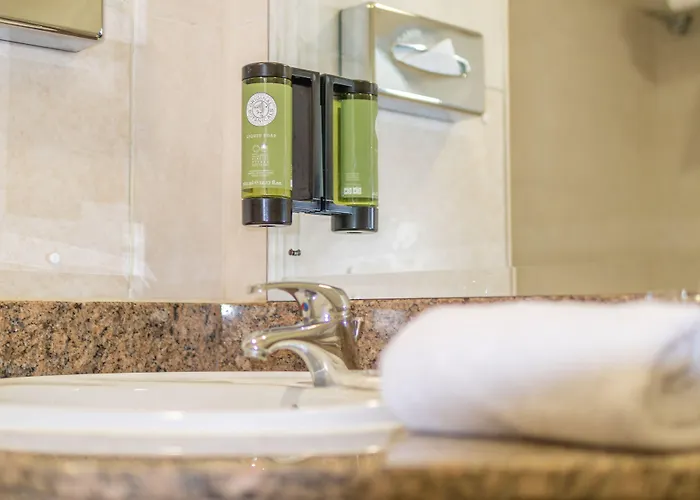 Bloomfield House Hotel, Leisure Club & 호텔