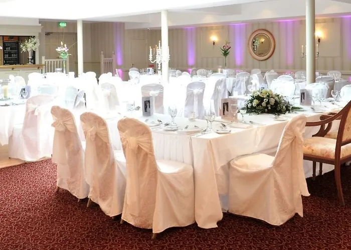 מלון Bloomfield House Hotel, Leisure Club & מולינגאר