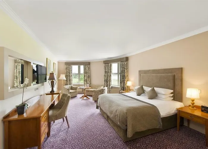 호텔 Bloomfield House Hotel, Leisure Club & 멀린가